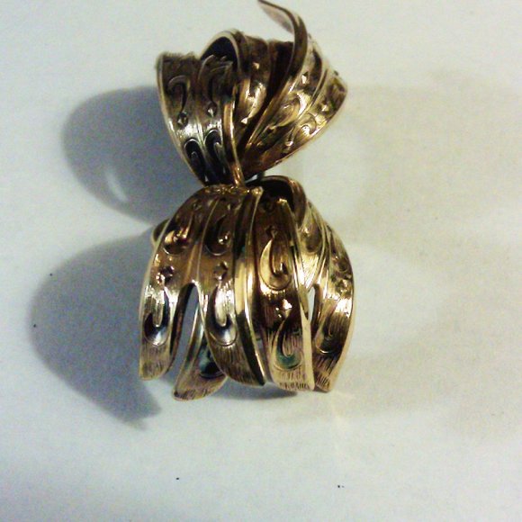 Gold Tone Bow Brooch Grosse 1964 Made in Germany - Picture 3 of 7